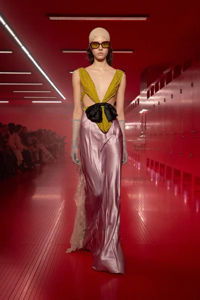 Look 37